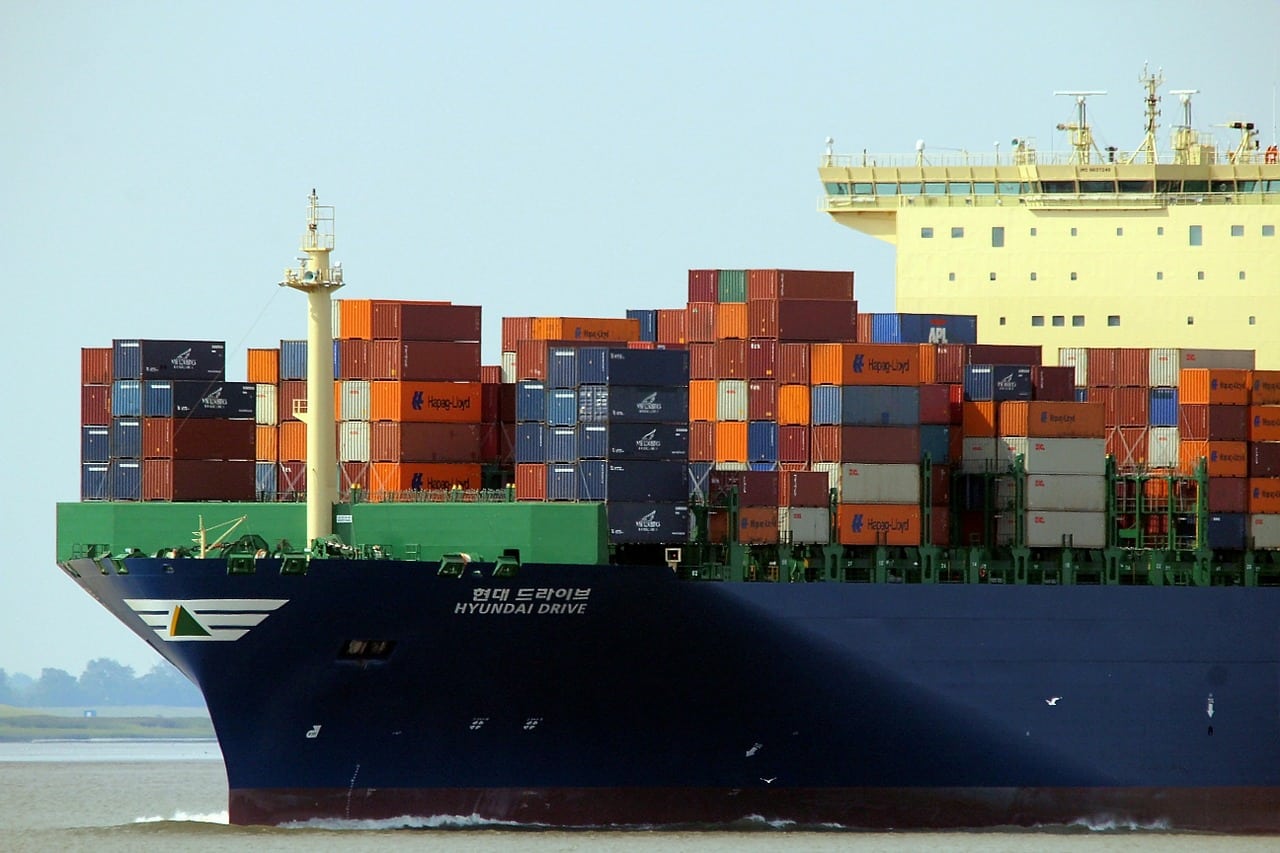Lee más sobre el artículo ¿Cuáles son las dos grandes modalidades a la hora de hacer un transporte marítimo?