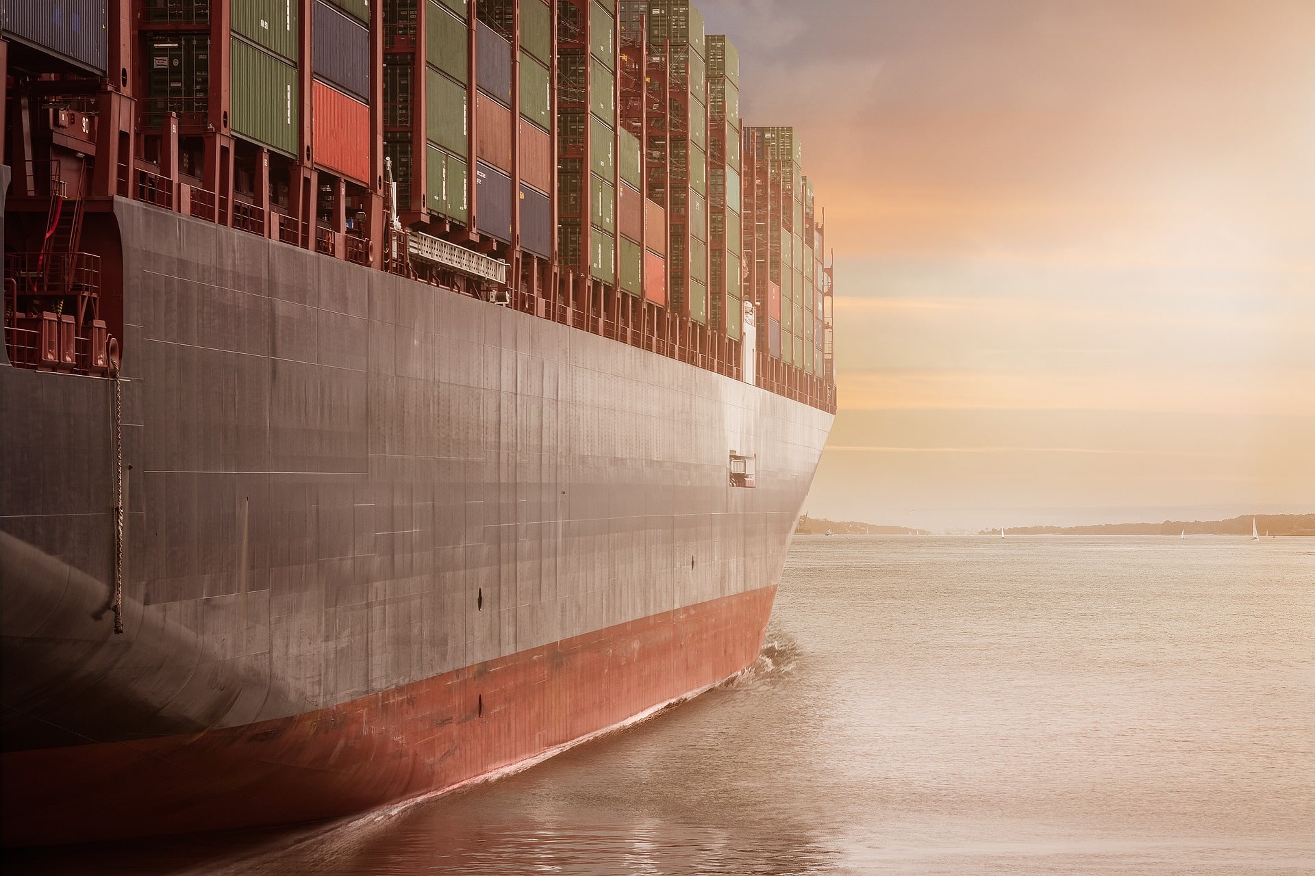 Read more about the article O transporte internacional de contentores abala o comércio mundial