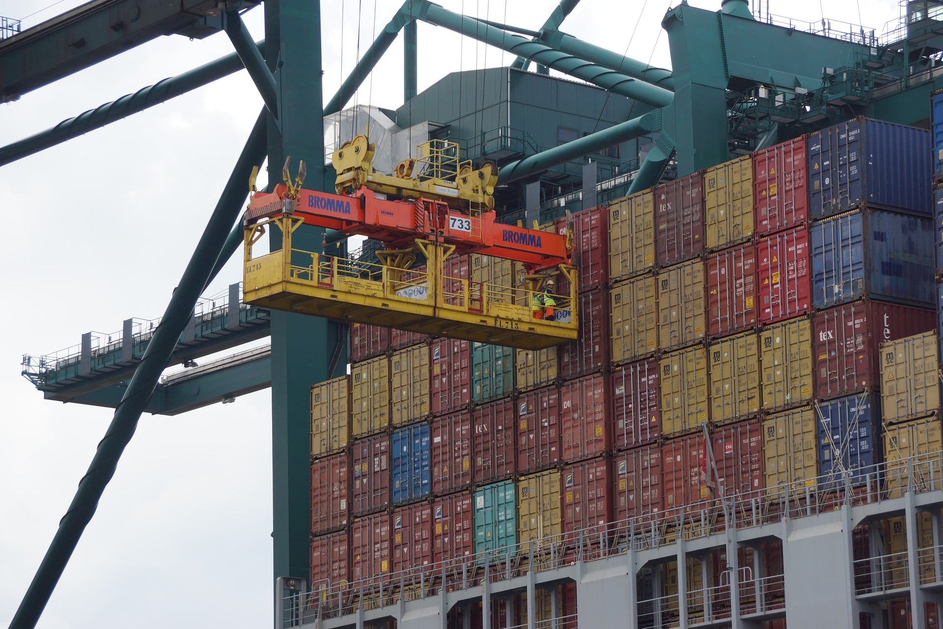 Lee más sobre el artículo Datos curiosos sobre el transporte de mercancías y la logística marítima