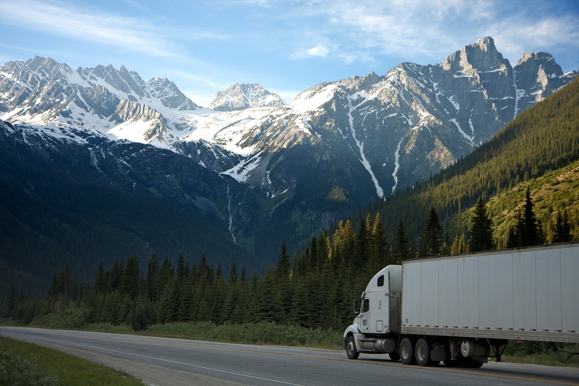 Read more about the article Os Calços de Pneus para as Empresas de Transporte